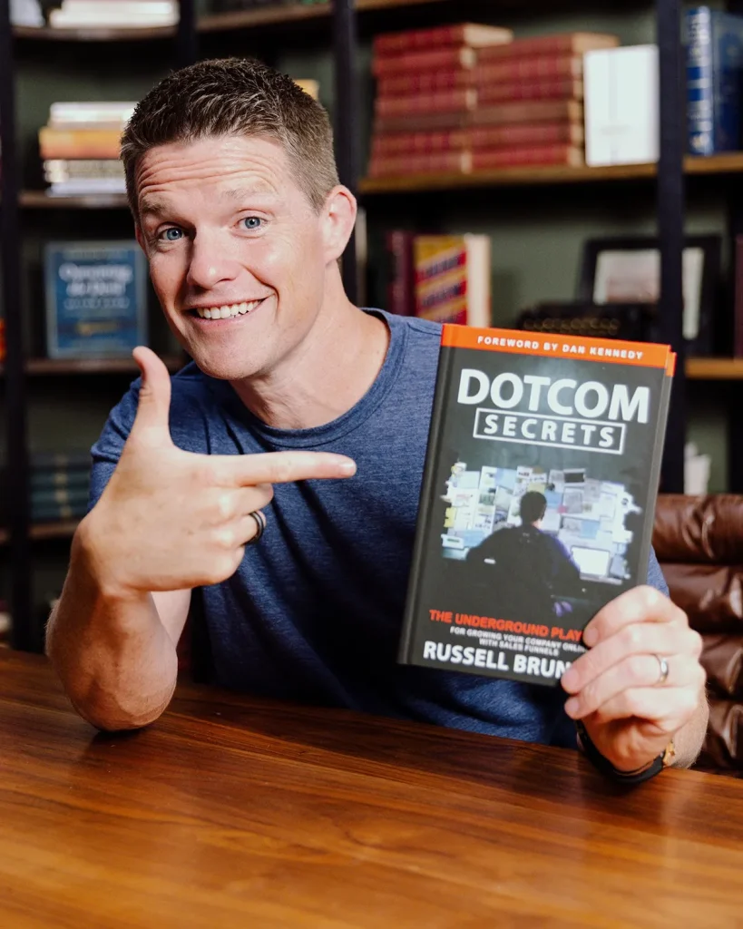 Rusell Brunson experto en MArketing Digital